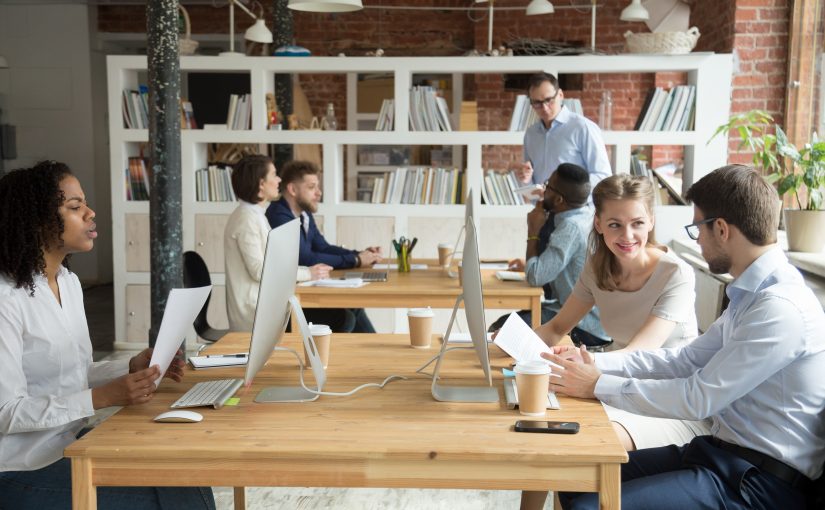 Hot Desks Or Fixed Desks: The Difference