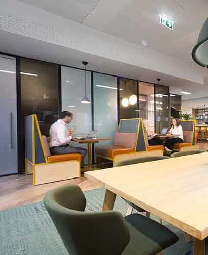 PAYG meeting rooms, coworking spaces, hot desks, private day offices in London