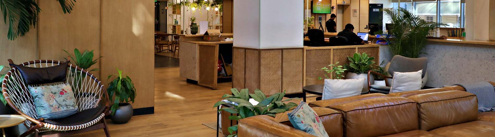 Dynamic Hybrid Workspace Solutions