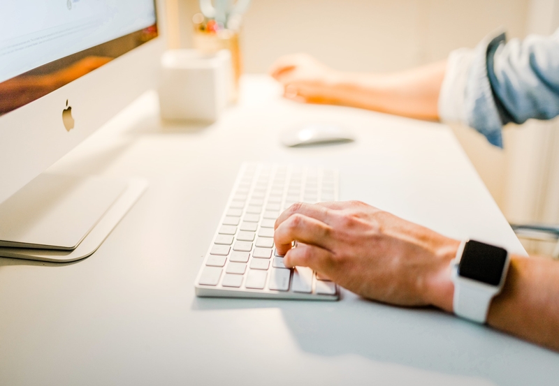 Cost-Effective Fixed Desk Space