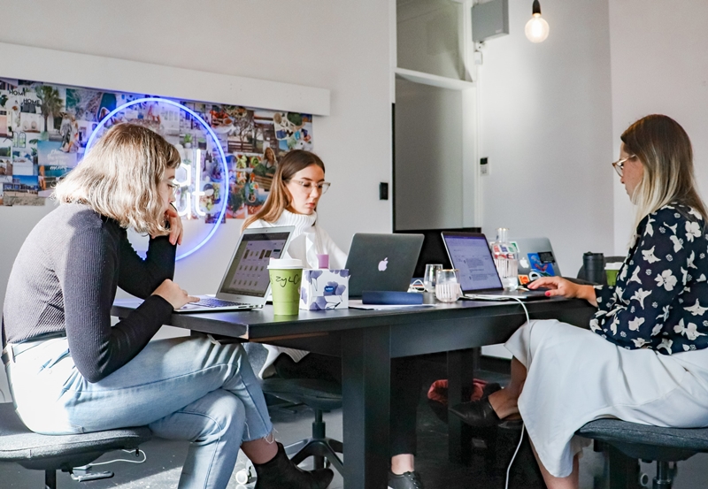 Fully-Equipped Meeting Rooms in London