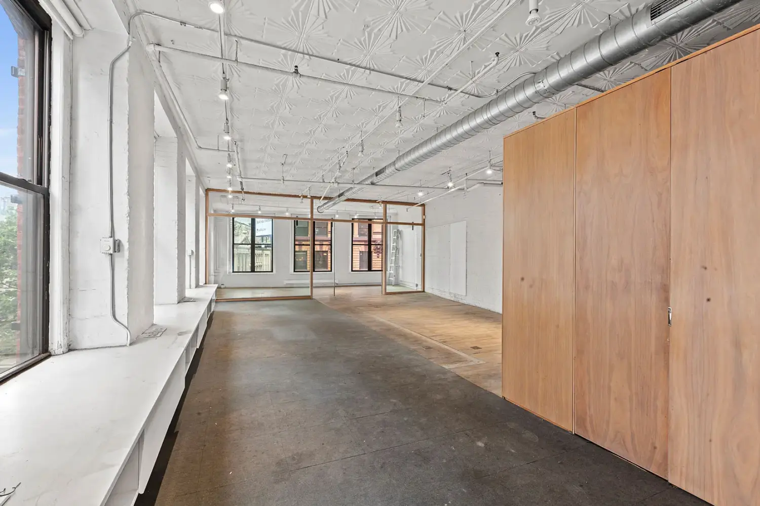 199 Lafayette, 4th floor / 4B