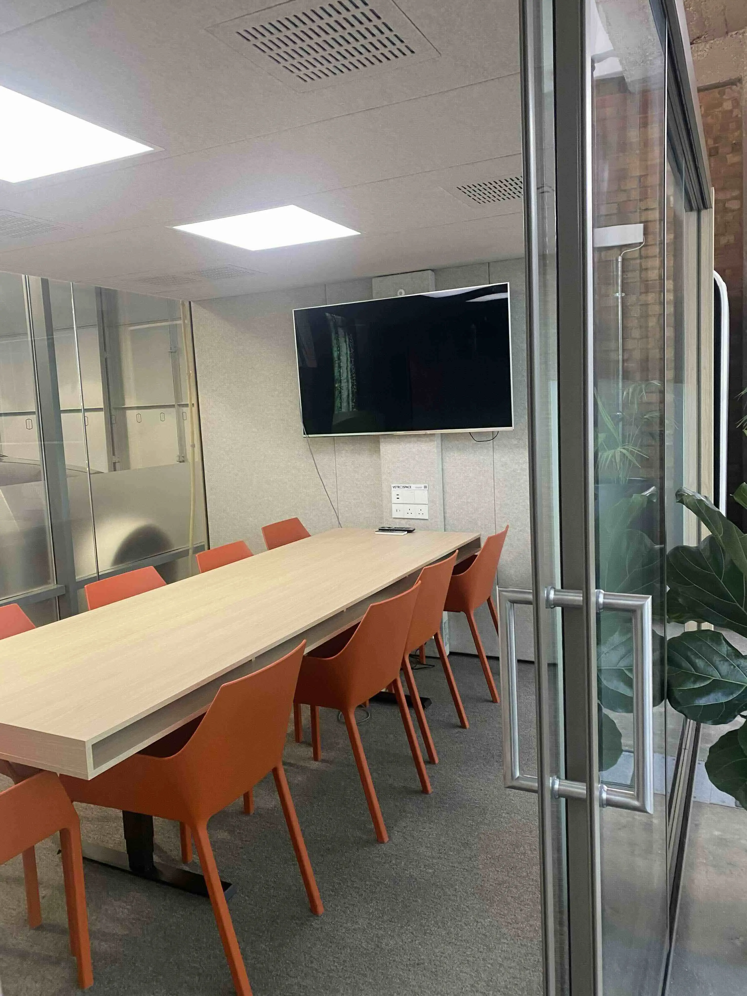 Meeting Room up to 10 ppl