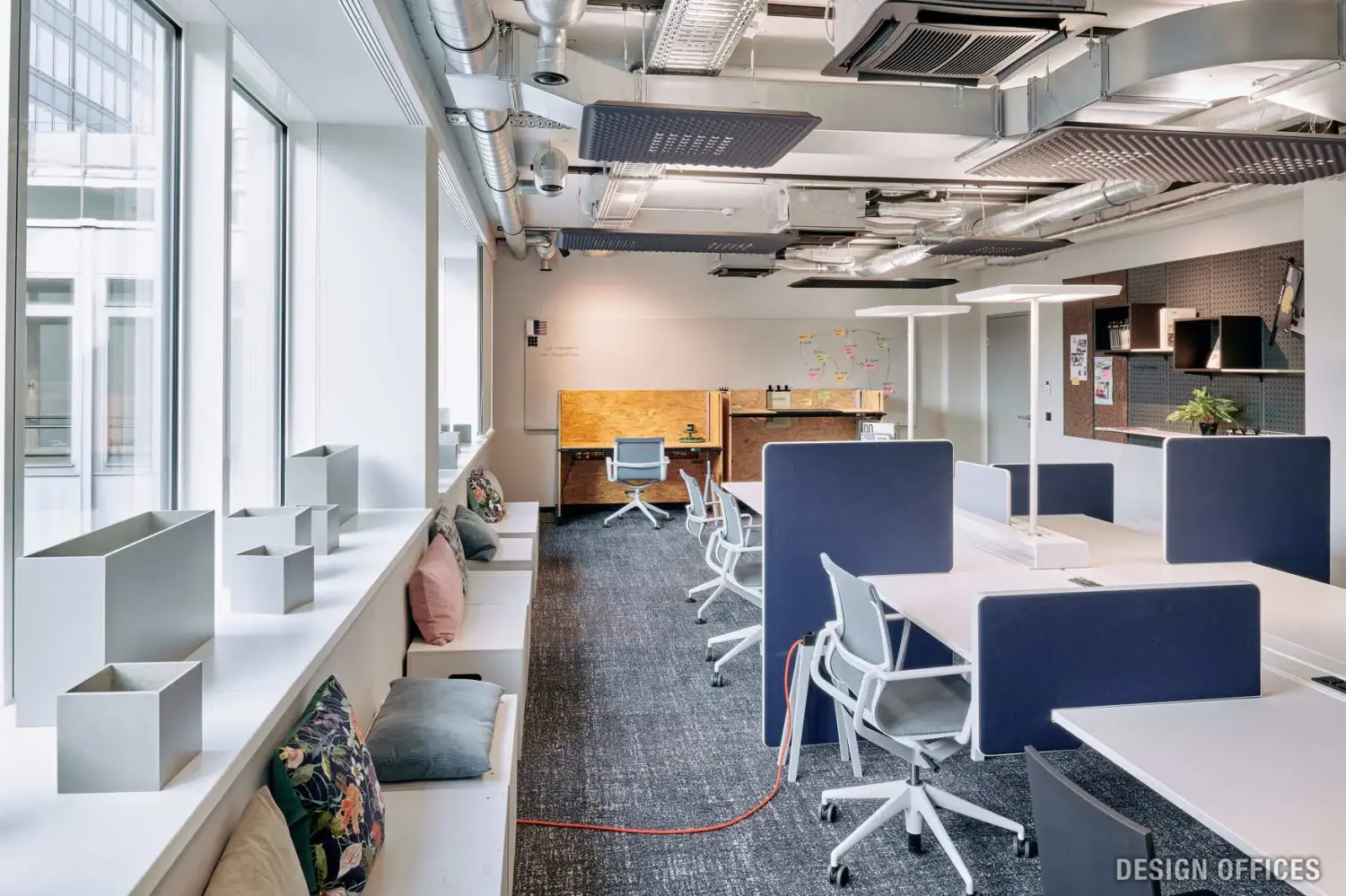Coworking Fixed Desk