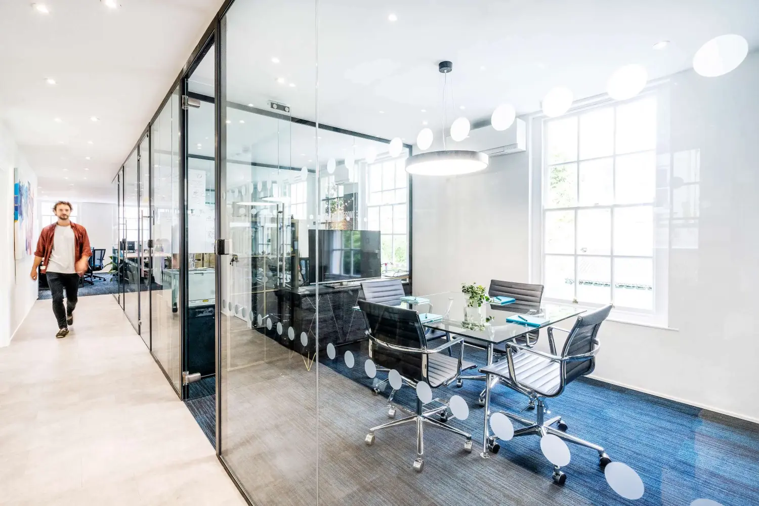 Hot-Desk/Coworking