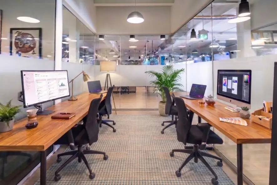 4-Person Office