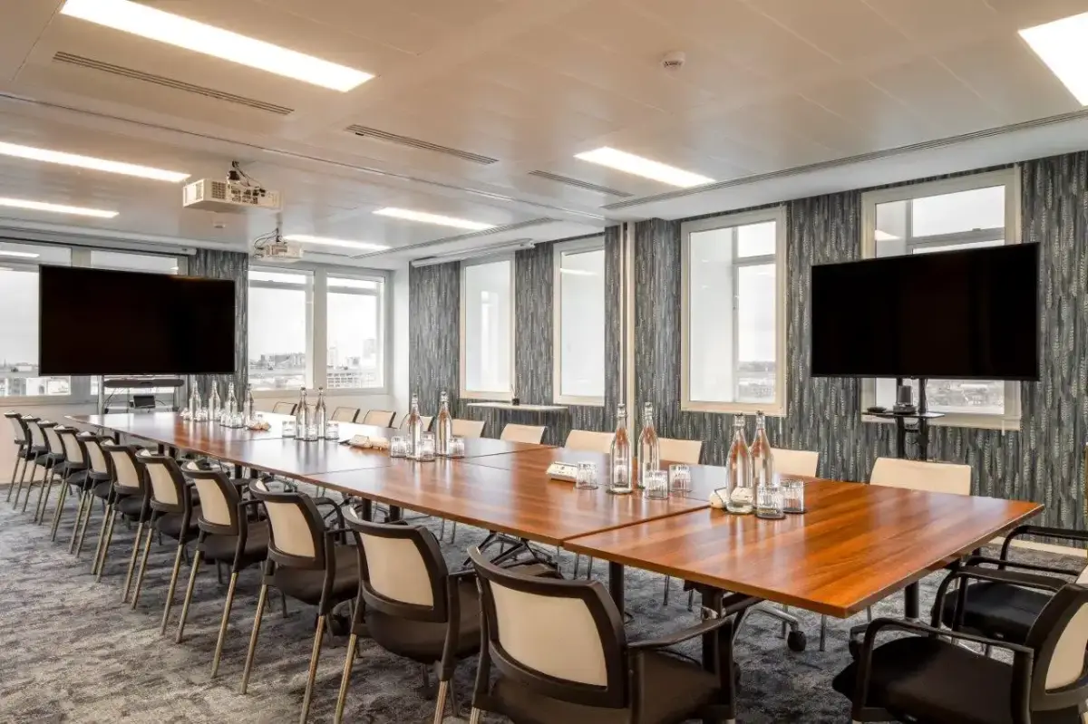 Wigmore & Regents Suite (26)
