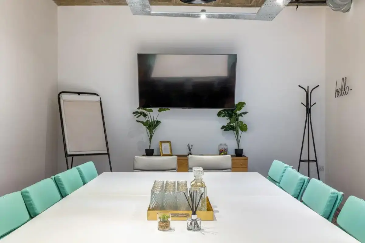 Meeting Room 1 (20)