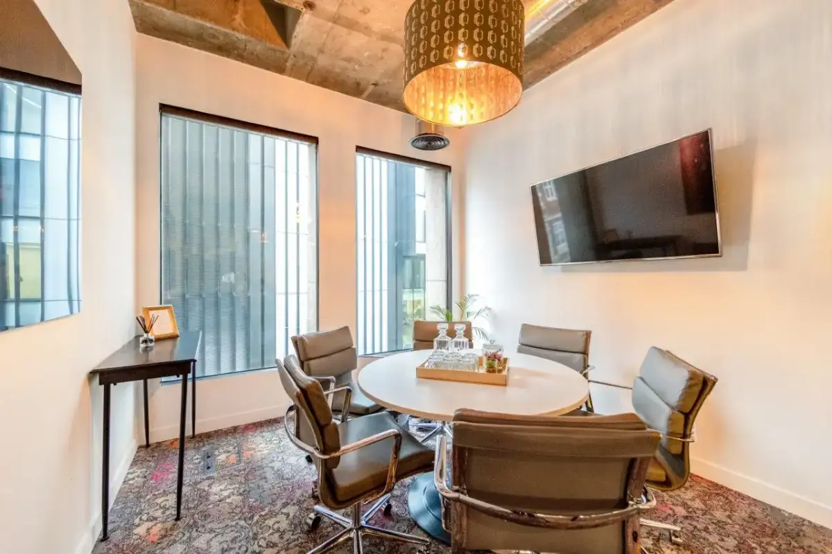 Meeting Room 2 (6)