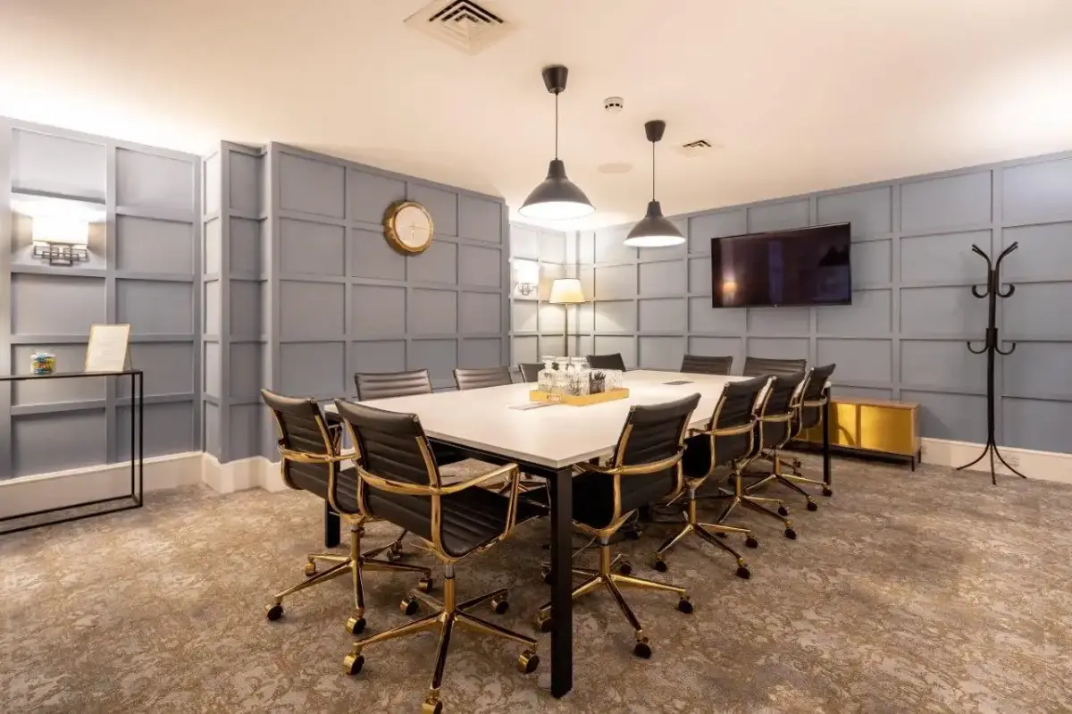 Meeting Room 1 (12)