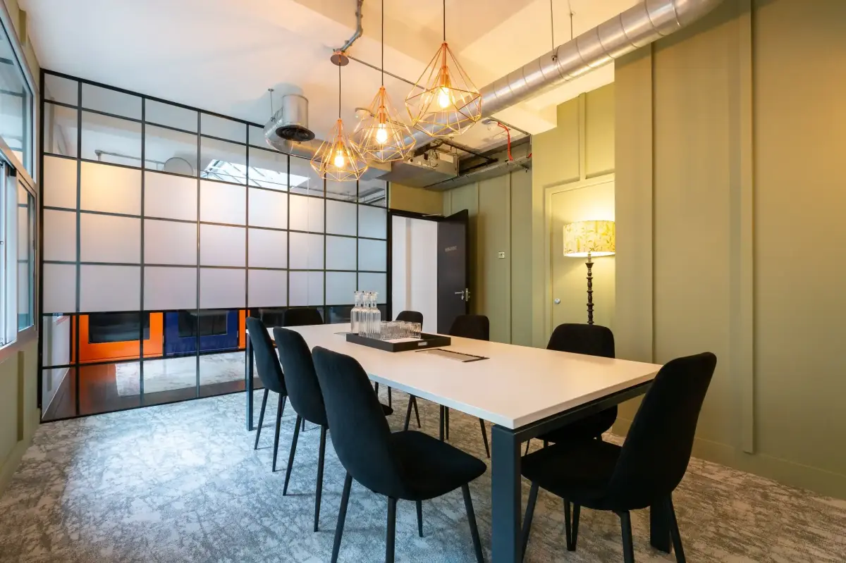 Meeting Room 2 (8)