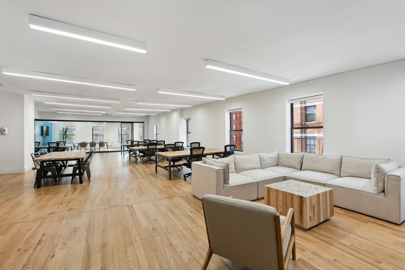 Full Floor Office for up to 24 people (401)