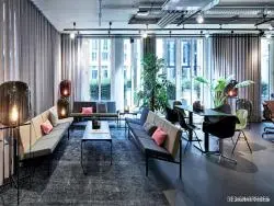 Coworking Hot Desk