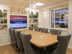 Chapter Nine Meeting Room at DeskLodge House (9 people)