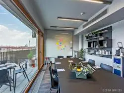 Coworking Hot Desk