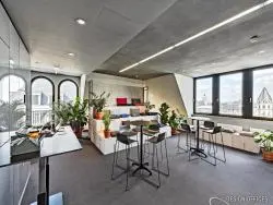 Coworking Hot Desk