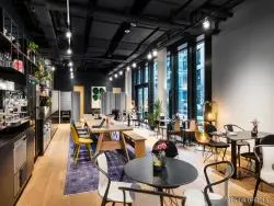Coworking Hot Desk