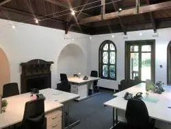 Hot Desk