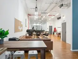 Full-floor Office (4th Floor)